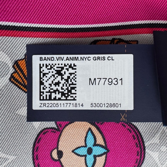 Brand NEW Louis Vuitton Silk Monogram Bandeau Vivienne Scarf, M77931 - Picture 4 of 5